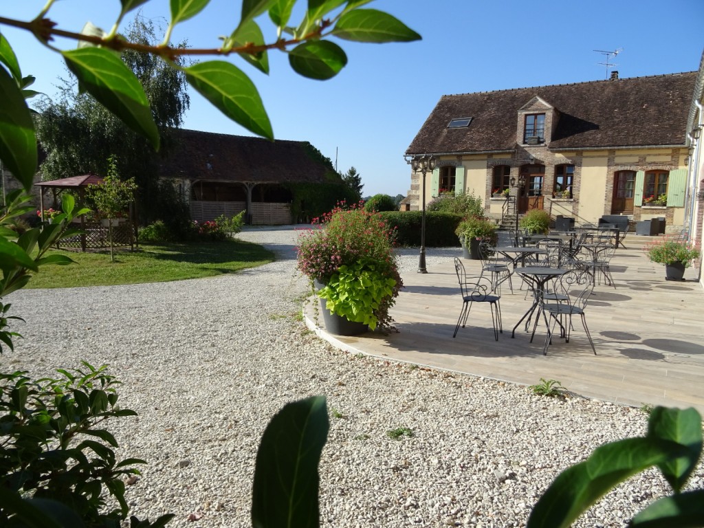 vu sortie grange sur terrasse